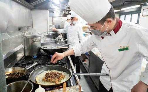 商场店厨师好干吗,在商场开饭店需要注意什么-第1张图片-厨房小当家 商场店厨师好干吗,在商场开饭店需要注意什么-第1张图片-厨房小当家