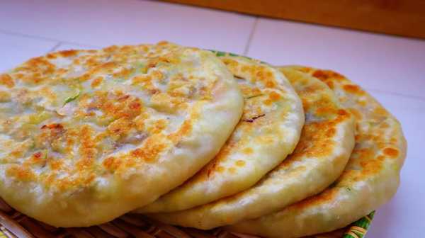 哪里馅饼好吃（哪里馅饼好吃又便宜）-第1张图片-厨房小当家