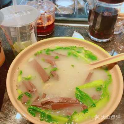 阁上阁鸭血粉丝汤是武汉的吗,老鸭粉丝汤是哪里的特产-第1张图片-厨房小当家 阁上阁鸭血粉丝汤是武汉的吗,老鸭粉丝汤是哪里的特产-第1张图片-厨房小当家