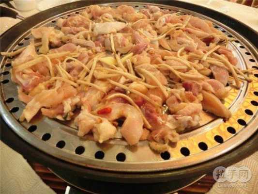 清蒸鸡是哪里的菜(桑拿鸡,顺德桑拿蒸鸡的做法,桑拿鸡蒸多长时间最好)-第3张图片-厨房小当家 清蒸鸡是哪里的菜(桑拿鸡,顺德桑拿蒸鸡的做法,桑拿鸡蒸多长时间最好)-第3张图片-厨房小当家
