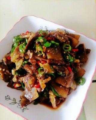 牛哪里肉炒(炒牛脸肉的家常做法)-第2张图片-厨房小当家 牛哪里肉炒(炒牛脸肉的家常做法)-第2张图片-厨房小当家