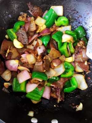 牛哪里肉炒(炒牛脸肉的家常做法)-第3张图片-厨房小当家 牛哪里肉炒(炒牛脸肉的家常做法)-第3张图片-厨房小当家