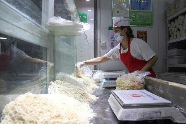 开一个压面条店怎么样,开面条店怎么样赚钱-第3张图片-厨房小当家 开一个压面条店怎么样,开面条店怎么样赚钱-第3张图片-厨房小当家