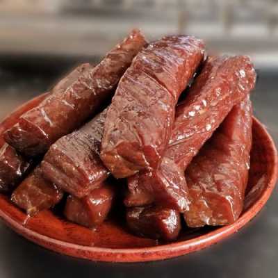 牛肉干哪里好（中国哪里牛肉干最畅销）-第1张图片-厨房小当家