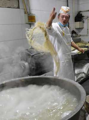 拉面师傅哪里找,哪里有教做面食的-第2张图片-厨房小当家 拉面师傅哪里找,哪里有教做面食的-第2张图片-厨房小当家