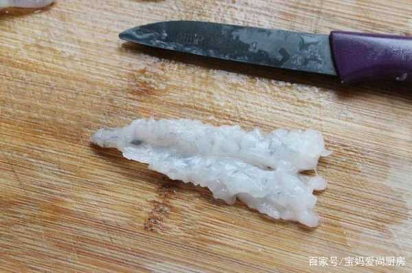 虾筋是哪里(虾筋怎么挑)-第2张图片-厨房小当家 虾筋是哪里(虾筋怎么挑)-第2张图片-厨房小当家