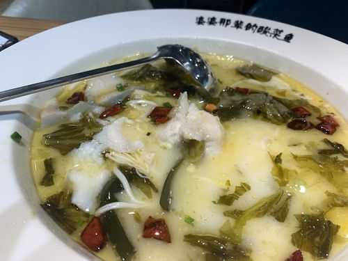 哪里的酸菜鱼最好吃（哪家饭店的酸菜鱼最好吃）-第2张图片-厨房小当家