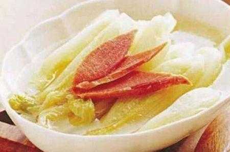 烟筒白菜是哪里的菜(烟筒白菜图片)-第1张图片-厨房小当家 烟筒白菜是哪里的菜(烟筒白菜图片)-第1张图片-厨房小当家