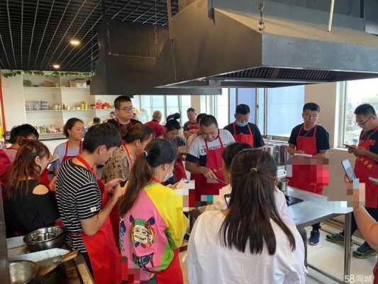 学做饭培训班去哪呢,学做饭哪里好一点-第2张图片-厨房小当家 学做饭培训班去哪呢,学做饭哪里好一点-第2张图片-厨房小当家