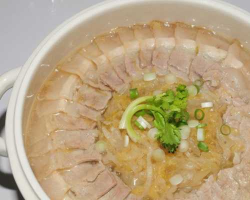 酸菜白肉是哪里的菜(酸菜下白肉什么意思)-第3张图片-厨房小当家 酸菜白肉是哪里的菜(酸菜下白肉什么意思)-第3张图片-厨房小当家