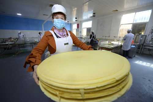做煎饼生意怎么样（煎饼加工厂利润大吗）-第3张图片-厨房小当家