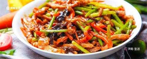 脆滑肉是哪里的菜系(水滑肉片最正宗的做法王刚)-第3张图片-厨房小当家 脆滑肉是哪里的菜系(水滑肉片最正宗的做法王刚)-第3张图片-厨房小当家