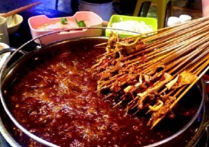 饿狼串说串串怎么样（保定哪家串串香好吃）-第1张图片-厨房小当家