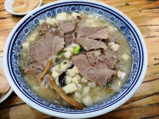 西安的羊肉泡馍哪里好(西安本地人爱吃的泡馍排名前十)-第1张图片-厨房小当家 西安的羊肉泡馍哪里好(西安本地人爱吃的泡馍排名前十)-第1张图片-厨房小当家