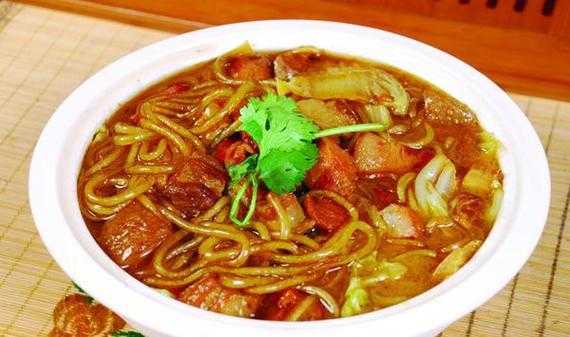 猪肉炖粉条是哪里的菜(白菜猪肉粉条起源)-第3张图片-厨房小当家 猪肉炖粉条是哪里的菜(白菜猪肉粉条起源)-第3张图片-厨房小当家