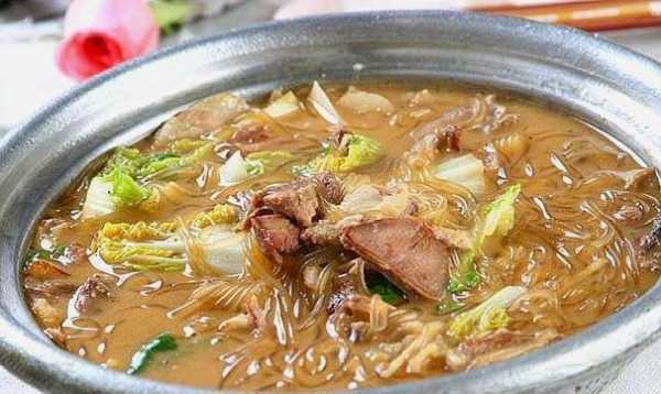 猪肉炖粉条是哪里的菜(白菜猪肉粉条起源)-第2张图片-厨房小当家 猪肉炖粉条是哪里的菜(白菜猪肉粉条起源)-第2张图片-厨房小当家