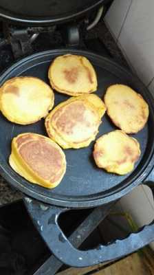 玉米面大饼子电饼铛做法,哪里能学玉米面大饼子呢-第3张图片-厨房小当家 玉米面大饼子电饼铛做法,哪里能学玉米面大饼子呢-第3张图片-厨房小当家