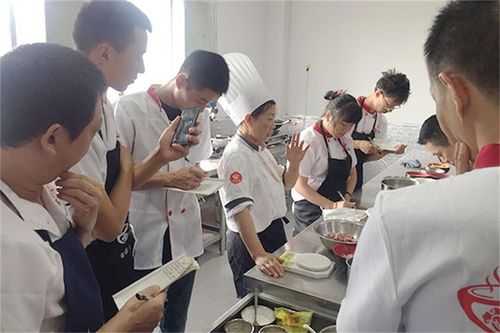 做餐饮培训学校怎么样(做餐饮培训学校怎么样啊)-第1张图片-厨房小当家 做餐饮培训学校怎么样(做餐饮培训学校怎么样啊)-第1张图片-厨房小当家