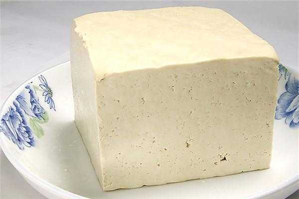 做豆腐用哪里产的黄豆好,豆腐哪里最出名-第1张图片-厨房小当家 做豆腐用哪里产的黄豆好,豆腐哪里最出名-第1张图片-厨房小当家