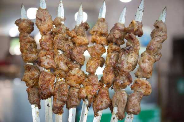 烤羊肉串是哪里肉(市场上的羊肉串是什么肉)-第1张图片-厨房小当家 烤羊肉串是哪里肉(市场上的羊肉串是什么肉)-第1张图片-厨房小当家