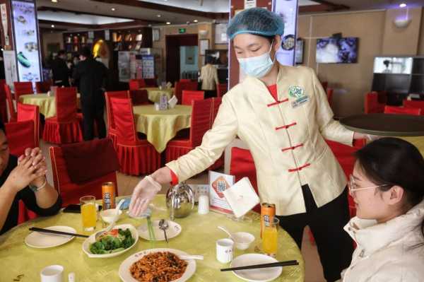 做餐饮服务员怎么样(餐饮服务员很累是吗)-第1张图片-厨房小当家 做餐饮服务员怎么样(餐饮服务员很累是吗)-第1张图片-厨房小当家