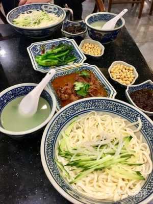 王府井炸酱面哪家好吃,哪里的炸酱面好吃正宗-第3张图片-厨房小当家 王府井炸酱面哪家好吃,哪里的炸酱面好吃正宗-第3张图片-厨房小当家