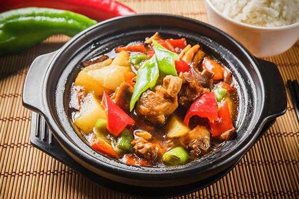 黄焖鸡饭是哪里的(黄焖鸡饭是哪里的特产)-第1张图片-厨房小当家 黄焖鸡饭是哪里的(黄焖鸡饭是哪里的特产)-第1张图片-厨房小当家