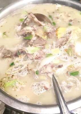 哪里的羊肉汤好吃(新疆哪里的羊肉最好吃)-第3张图片-厨房小当家 哪里的羊肉汤好吃(新疆哪里的羊肉最好吃)-第3张图片-厨房小当家