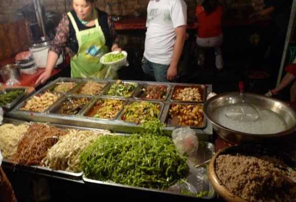 2012年的小吃市场怎么样,美食市场怎么样赚钱-第3张图片-厨房小当家 2012年的小吃市场怎么样,美食市场怎么样赚钱-第3张图片-厨房小当家