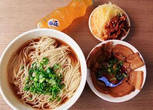 拉面店利润怎么样（拉面店利润怎么样啊）-第1张图片-厨房小当家