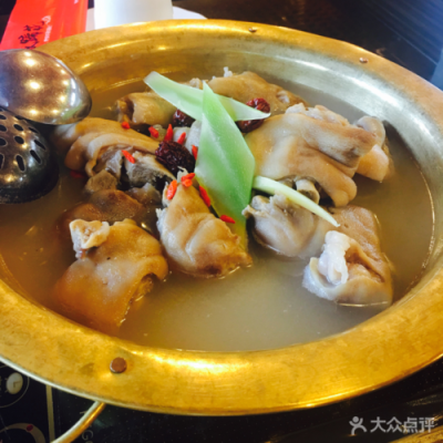 蹄花火锅川味做法,蹄花火锅怎么样好吃吗-第2张图片-厨房小当家 蹄花火锅川味做法,蹄花火锅怎么样好吃吗-第2张图片-厨房小当家