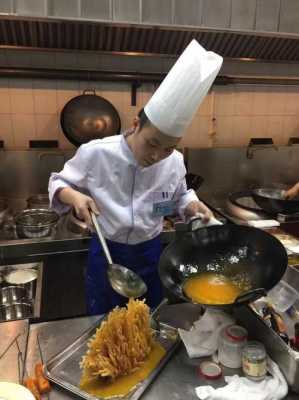 做中餐厨师怎么样（做中餐厨师怎么样才能赚钱）-第1张图片-厨房小当家