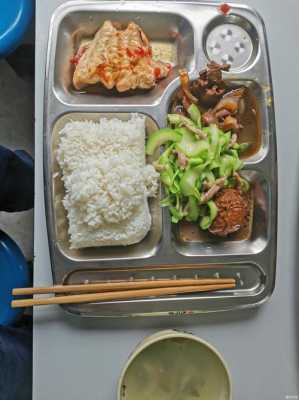 工地做快餐怎么样(工地卖15元盒饭利润怎么样)-第1张图片-厨房小当家 工地做快餐怎么样(工地卖15元盒饭利润怎么样)-第1张图片-厨房小当家