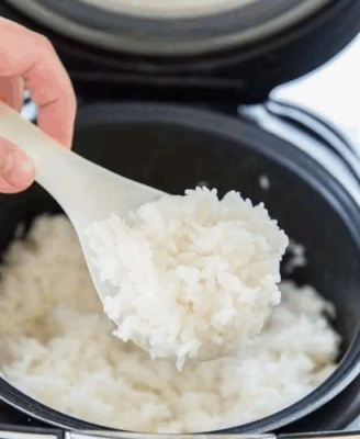 怎么样煮好饭(怎么做的米饭韧性十足,有嚼头)-第2张图片-厨房小当家 怎么样煮好饭(怎么做的米饭韧性十足,有嚼头)-第2张图片-厨房小当家