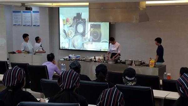 怎么样做餐饮总监(餐饮研发总监能力要求)-第2张图片-厨房小当家 怎么样做餐饮总监(餐饮研发总监能力要求)-第2张图片-厨房小当家