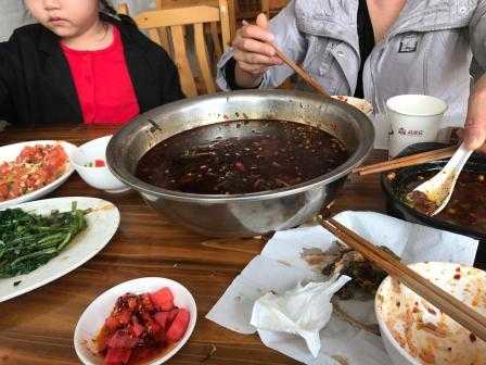 成都哪里干锅好吃（成都新津区干锅砂锅店火锅店多不多）-第3张图片-厨房小当家