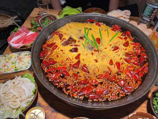 重庆三火锅怎么样(三口煮火锅是四川火锅还是重庆火锅)-第3张图片-厨房小当家 重庆三火锅怎么样(三口煮火锅是四川火锅还是重庆火锅)-第3张图片-厨房小当家