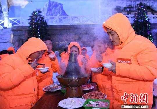 零下多少度可以涮火锅,夏天室外火锅怎么样保温-第3张图片-厨房小当家 零下多少度可以涮火锅,夏天室外火锅怎么样保温-第3张图片-厨房小当家