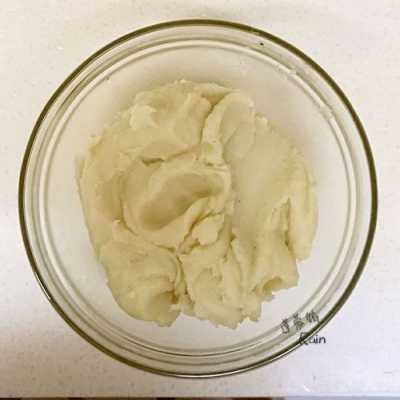 自制莲蓉馅的做法,莲蓉馅在哪里可以买到-第3张图片-厨房小当家 自制莲蓉馅的做法,莲蓉馅在哪里可以买到-第3张图片-厨房小当家