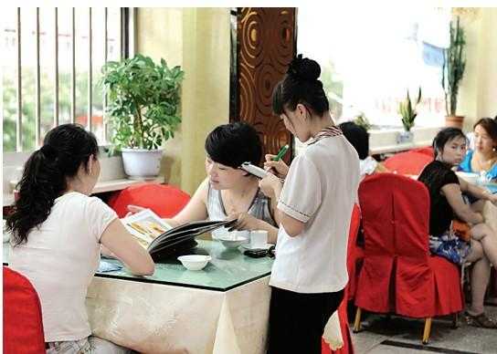 做酒店点菜员怎么样(大学毕业做传菜员怎么样)-第1张图片-厨房小当家 做酒店点菜员怎么样(大学毕业做传菜员怎么样)-第1张图片-厨房小当家