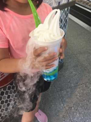 冒烟冰淇淋卖的怎么样(冒烟冰淇淋好吃吗)-第3张图片-厨房小当家 冒烟冰淇淋卖的怎么样(冒烟冰淇淋好吃吗)-第3张图片-厨房小当家