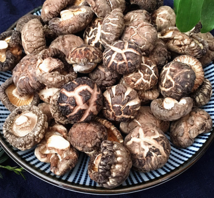 小花菇和小香菇的区别,小花菇是哪里的特产-第2张图片-厨房小当家 小花菇和小香菇的区别,小花菇是哪里的特产-第2张图片-厨房小当家