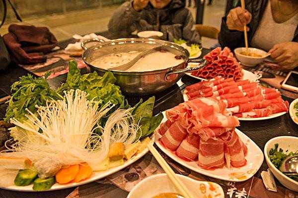 涮羊肉哪里学(张家口火锅热销榜第一名)-第3张图片-厨房小当家 涮羊肉哪里学(张家口火锅热销榜第一名)-第3张图片-厨房小当家