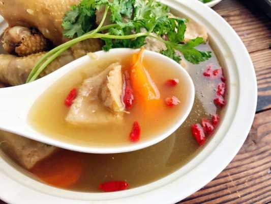 榴莲壳哪里煮汤好,榴莲哪里可以煲汤喝-第2张图片-厨房小当家 榴莲壳哪里煮汤好,榴莲哪里可以煲汤喝-第2张图片-厨房小当家