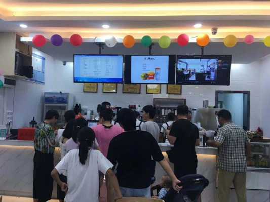 在一个小镇上开个奶茶店可以吗?但人流量不是很多可以开起来吗,在镇上买奶茶怎么样啊-第3张图片-厨房小当家 在一个小镇上开个奶茶店可以吗?但人流量不是很多可以开起来吗,在镇上买奶茶怎么样啊-第3张图片-厨房小当家