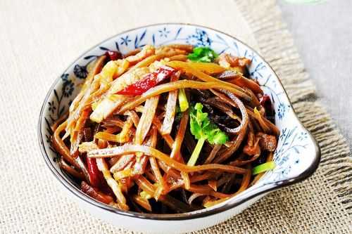 四川盐菜怎么炒好吃,盐菜哪里的好吃啊-第2张图片-厨房小当家 四川盐菜怎么炒好吃,盐菜哪里的好吃啊-第2张图片-厨房小当家
