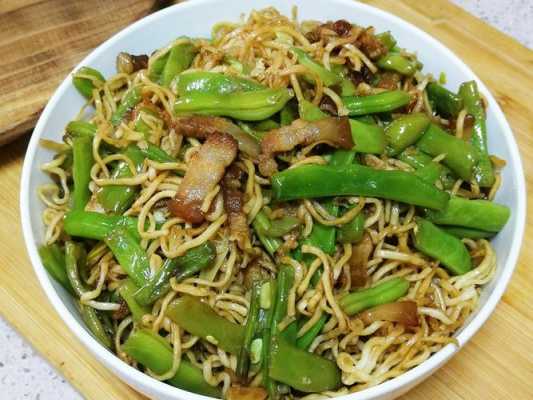 哪里的扁豆焖面（豆角焖面源自哪里）-第1张图片-厨房小当家