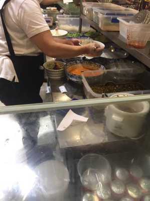 浙江凉皮生意怎么样(下沙浙江传媒学院有什么能当食堂吃的好吃点的,不贵的店啊~~)-第1张图片-厨房小当家 浙江凉皮生意怎么样(下沙浙江传媒学院有什么能当食堂吃的好吃点的,不贵的店啊~~)-第1张图片-厨房小当家