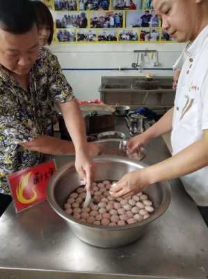 厨煌餐饮培训可靠吗,培训机构餐饮培训怎么样的-第2张图片-厨房小当家 厨煌餐饮培训可靠吗,培训机构餐饮培训怎么样的-第2张图片-厨房小当家