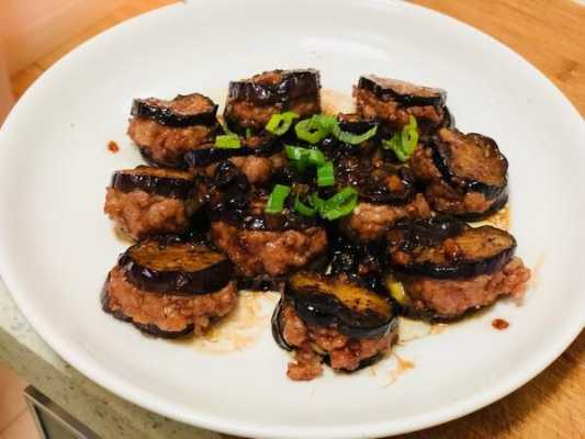 煎酿茄子是哪里菜(煎酿茄子的肉肉怎么做)-第2张图片-厨房小当家 煎酿茄子是哪里菜(煎酿茄子的肉肉怎么做)-第2张图片-厨房小当家